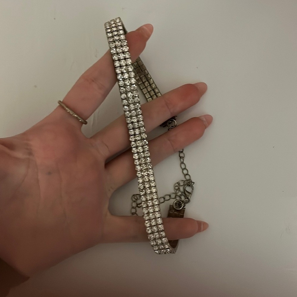 crystal choker
